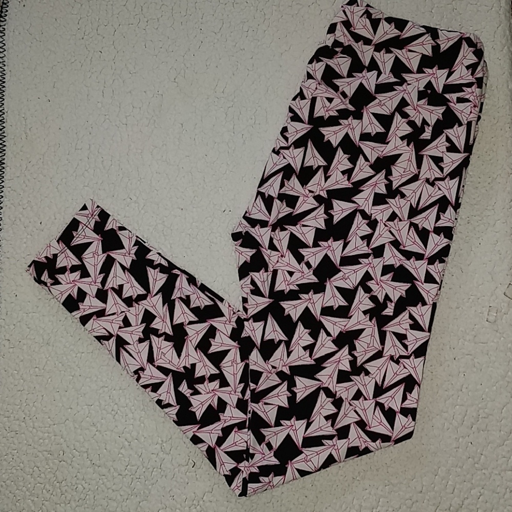 NWOT LuLaRoe TC Paper Airplane Leggings